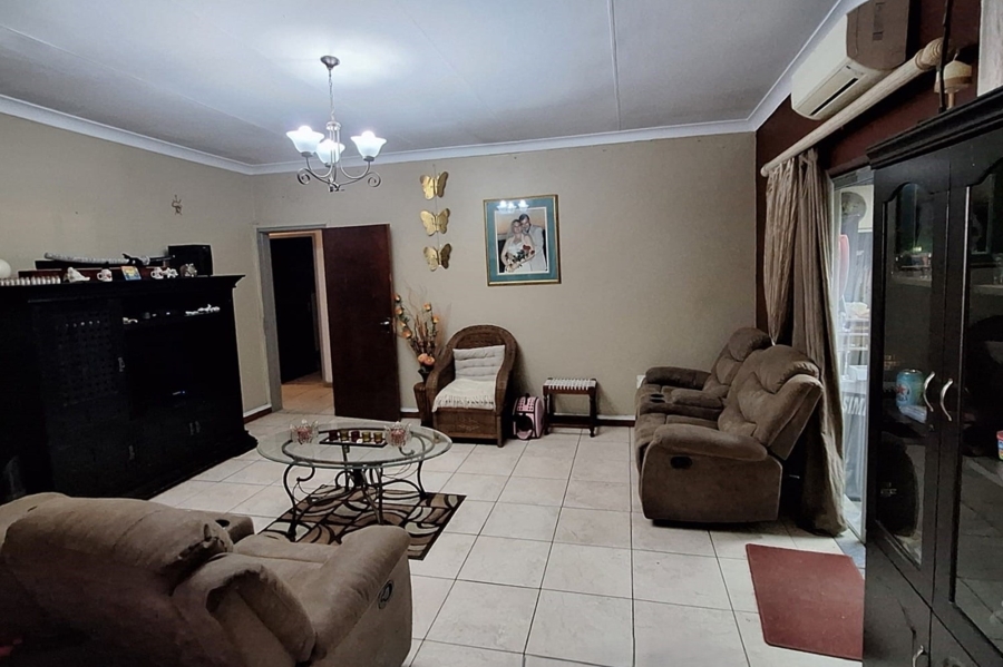 3 Bedroom Property for Sale in Reefhaven Gauteng