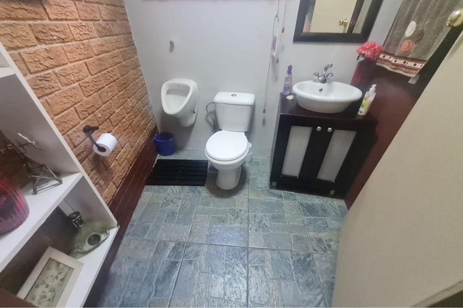 3 Bedroom Property for Sale in Reefhaven Gauteng