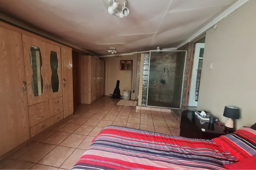 3 Bedroom Property for Sale in Reefhaven Gauteng