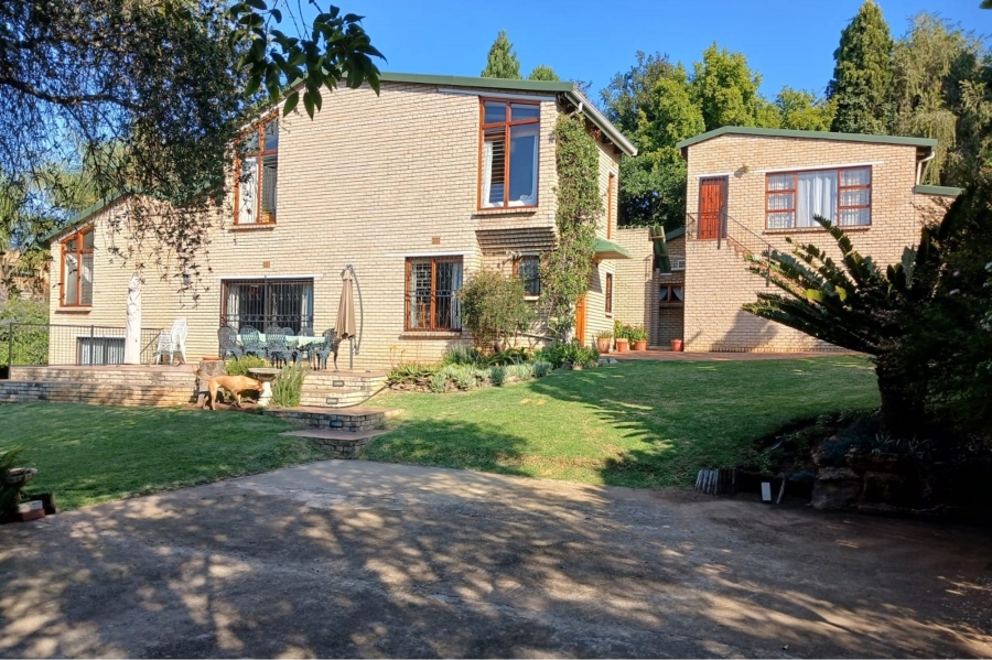 3 Bedroom Property for Sale in Boskruin Gauteng