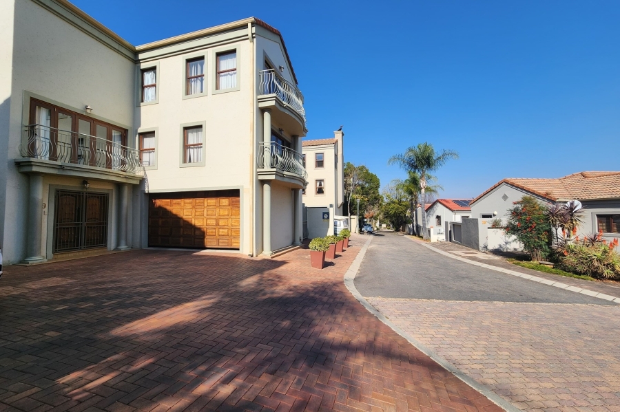 3 Bedroom Property for Sale in Lynnwood Glen Gauteng