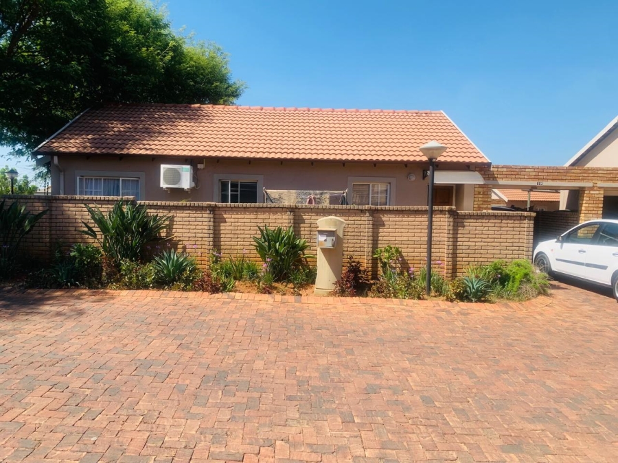 3 Bedroom Property for Sale in Amandasig Gauteng