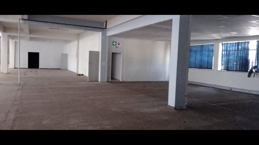 To Let commercial Property for Rent in Benrose Gauteng