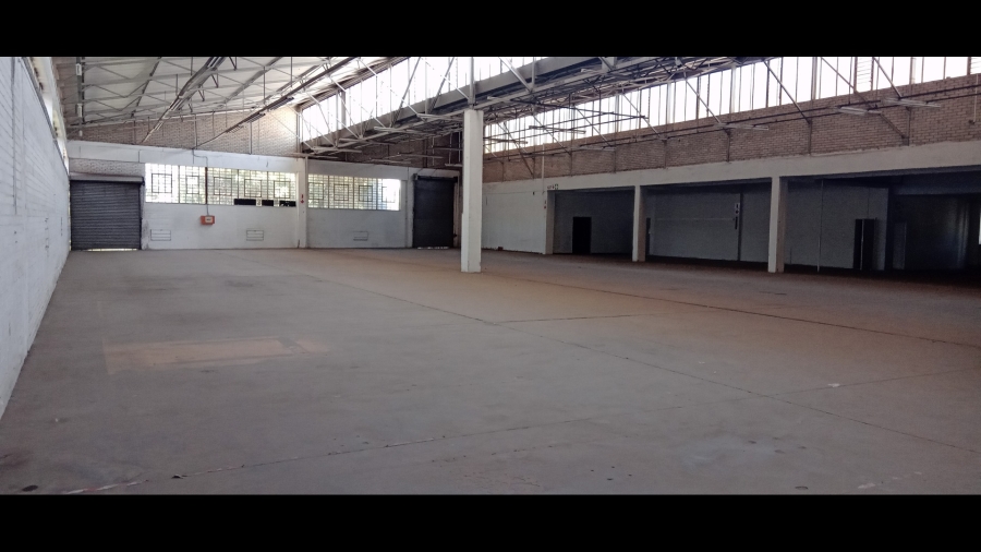 To Let commercial Property for Rent in Benrose Gauteng