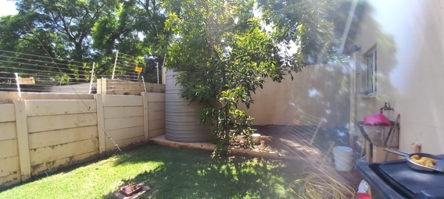 To Let 1 Bedroom Property for Rent in Ferndale Gauteng