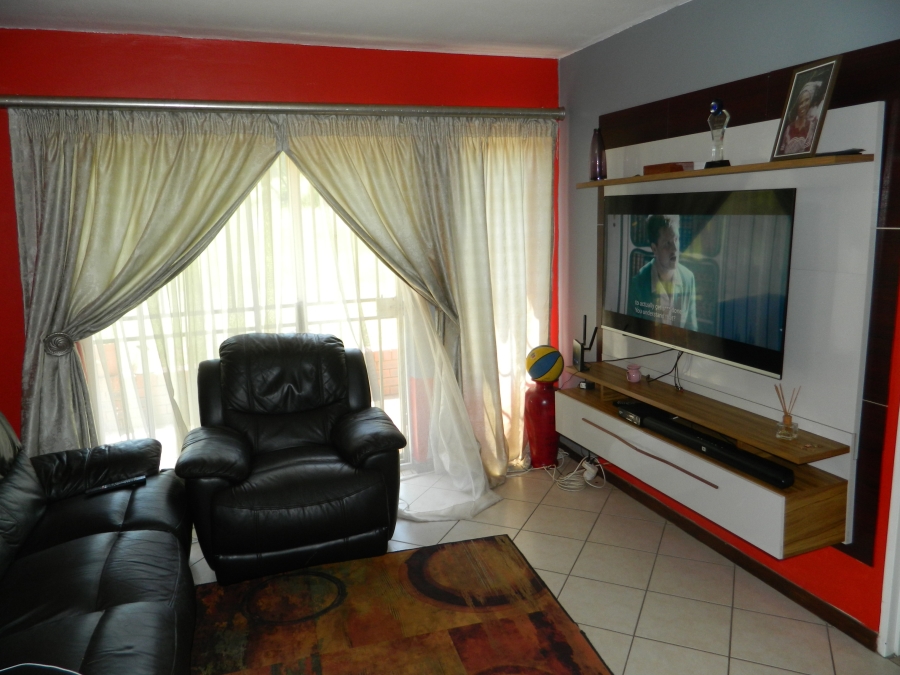 3 Bedroom Property for Sale in Equestria Gauteng