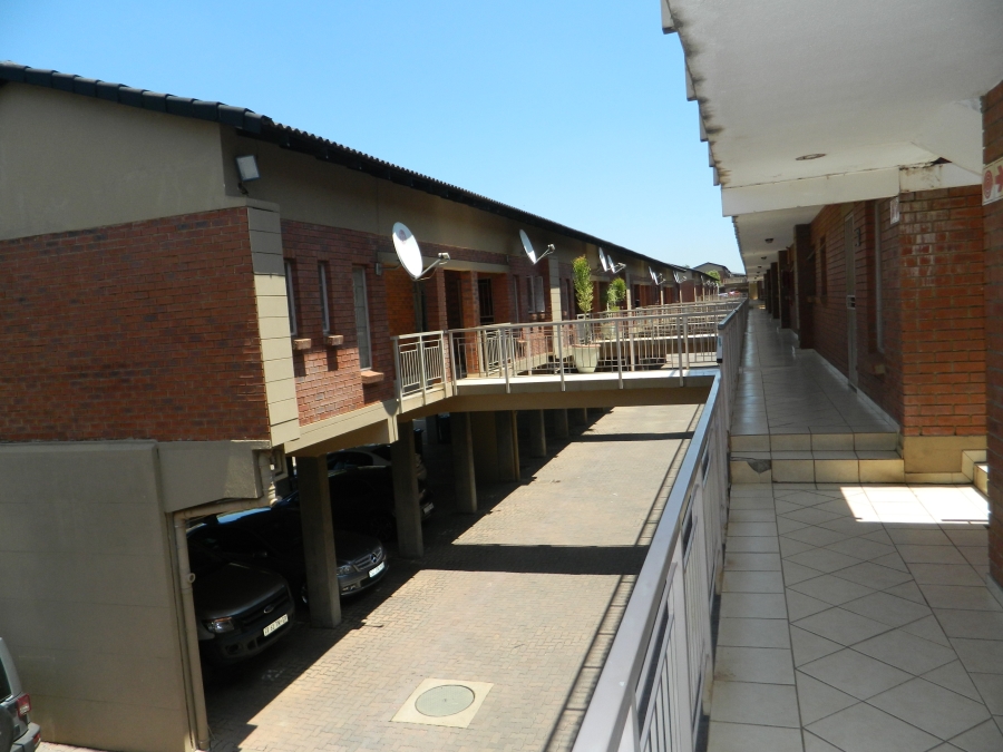 3 Bedroom Property for Sale in Equestria Gauteng