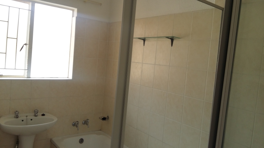 To Let 3 Bedroom Property for Rent in Terenure Gauteng