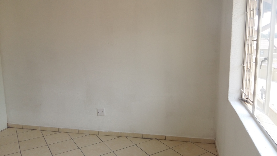 To Let 3 Bedroom Property for Rent in Terenure Gauteng