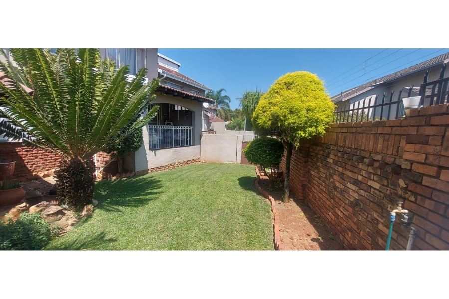 3 Bedroom Property for Sale in Wonderboom Gauteng