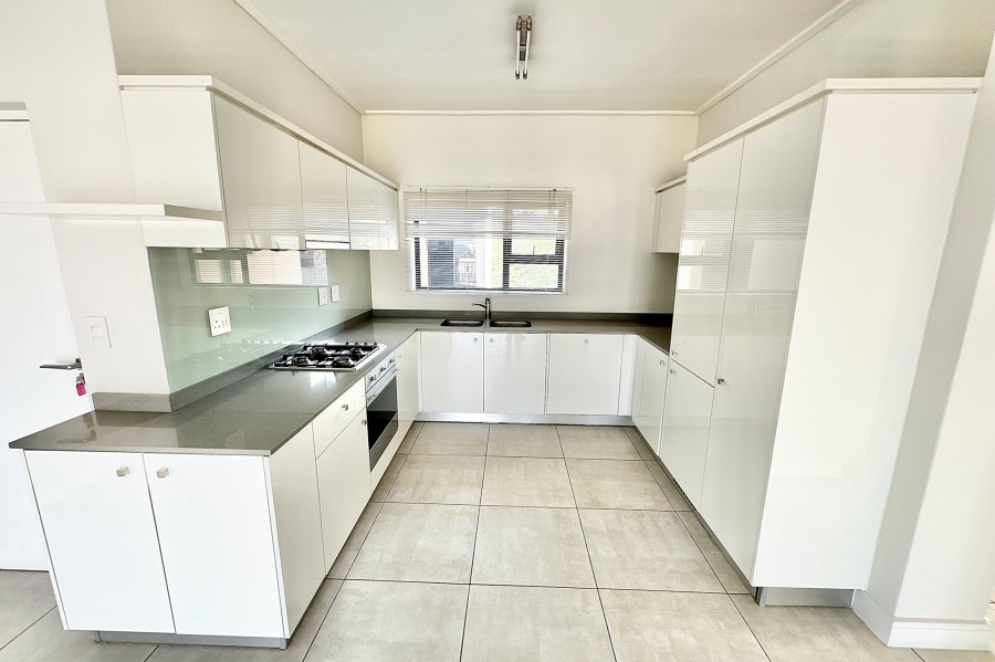 2 Bedroom Property for Sale in The Polofields Gauteng