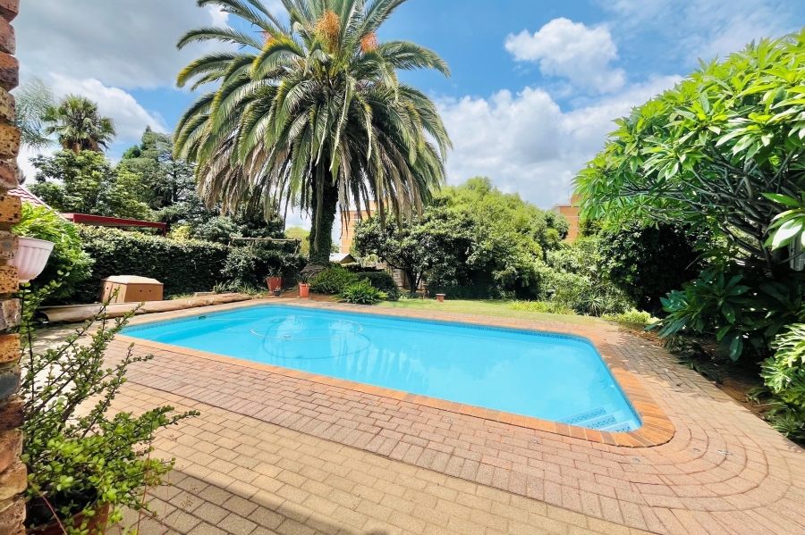 4 Bedroom Property for Sale in Elardus Park Gauteng