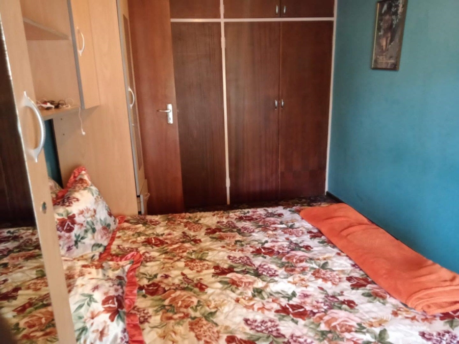 5 Bedroom Property for Sale in Annlin Gauteng
