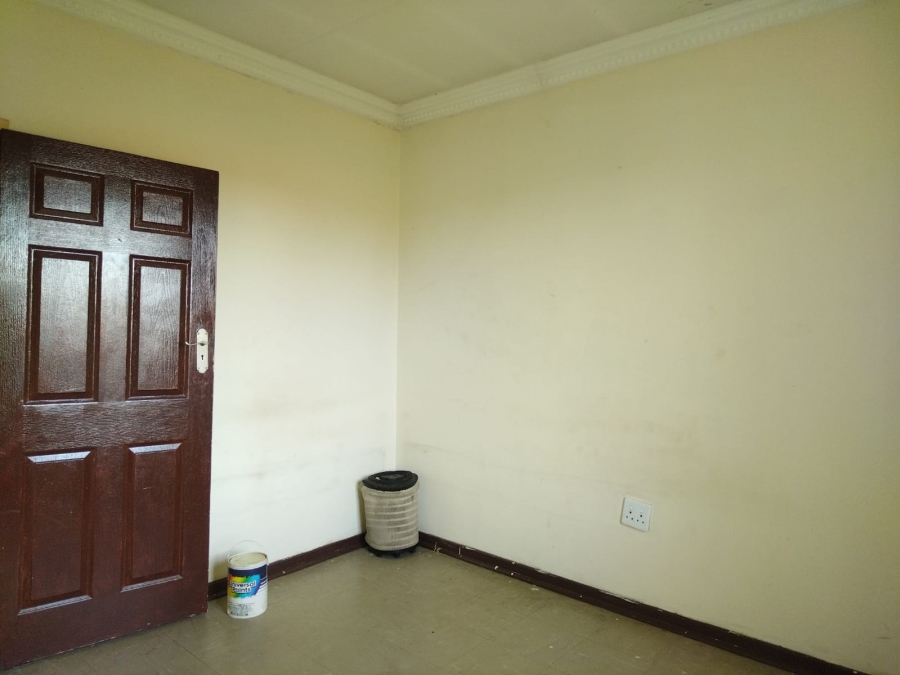 To Let 3 Bedroom Property for Rent in Kwaggasrand Gauteng