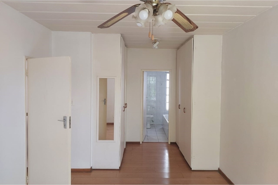 3 Bedroom Property for Sale in Vanderbijlpark SE 4 Gauteng