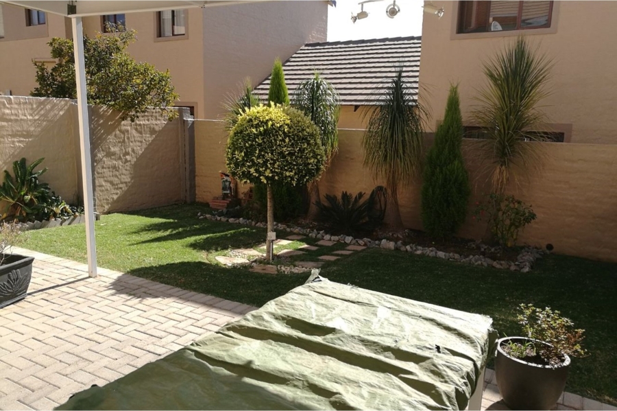 2 Bedroom Property for Sale in Carlswald Gauteng