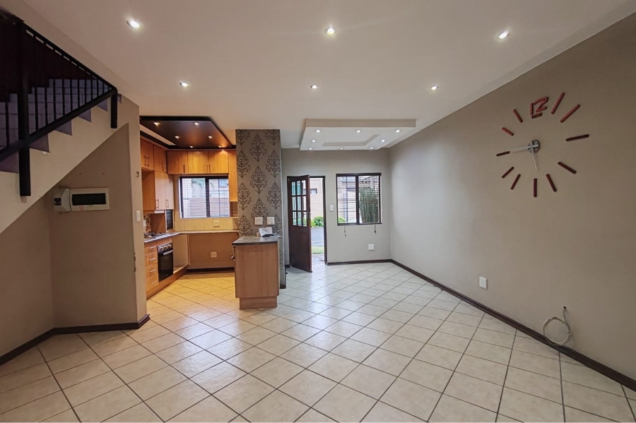 2 Bedroom Property for Sale in Carlswald Gauteng