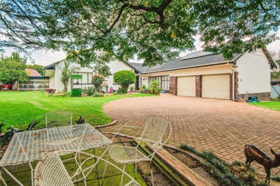 3 Bedroom Property for Sale in Parkdene Gauteng