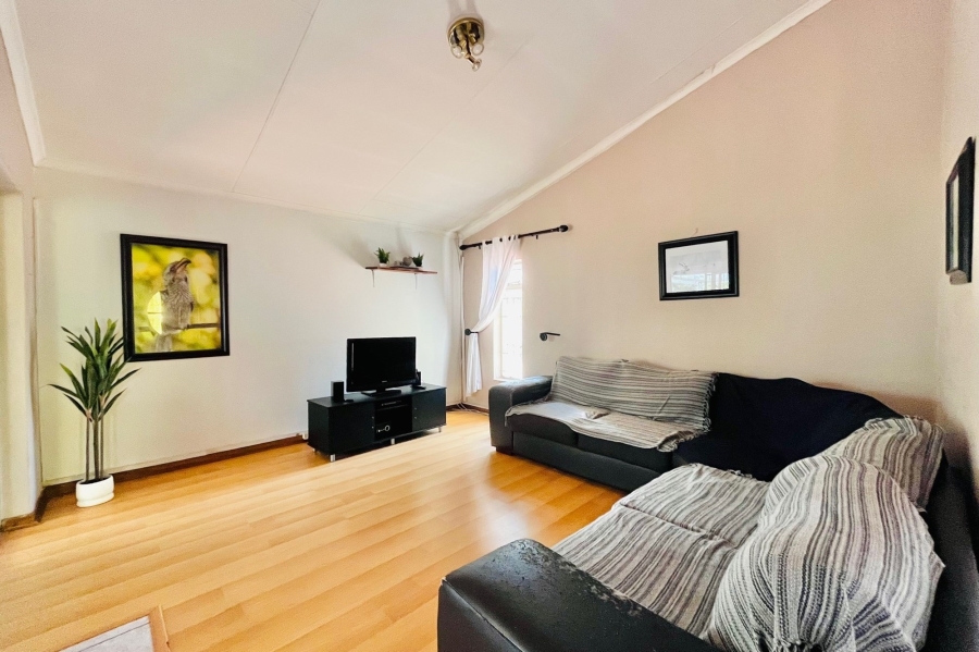 3 Bedroom Property for Sale in Elardus Park Gauteng