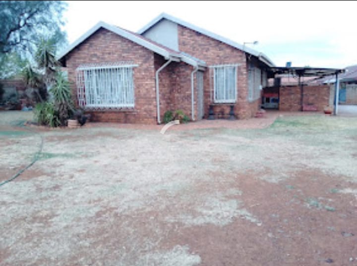 3 Bedroom Property for Sale in Meyerton Park Gauteng