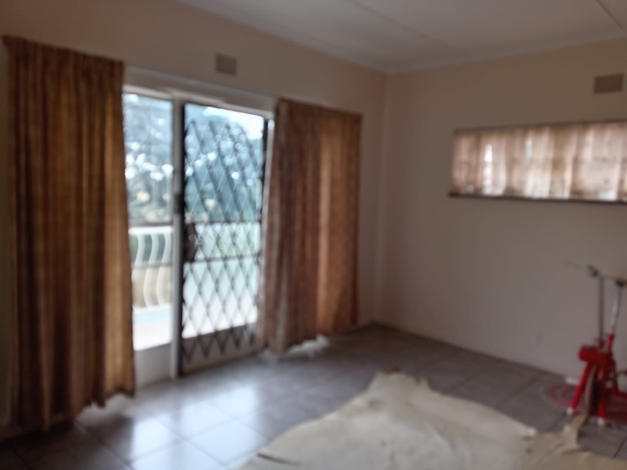 4 Bedroom Property for Sale in Miravaal Gauteng