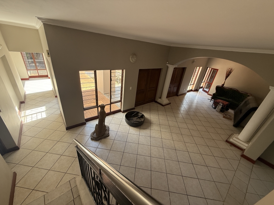 To Let 4 Bedroom Property for Rent in Ruimsig Country Estate Gauteng