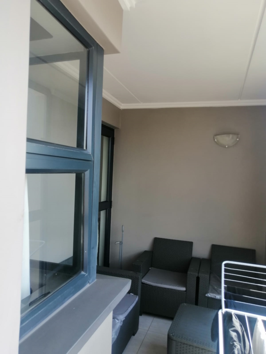 2 Bedroom Property for Sale in Sebenza Gauteng