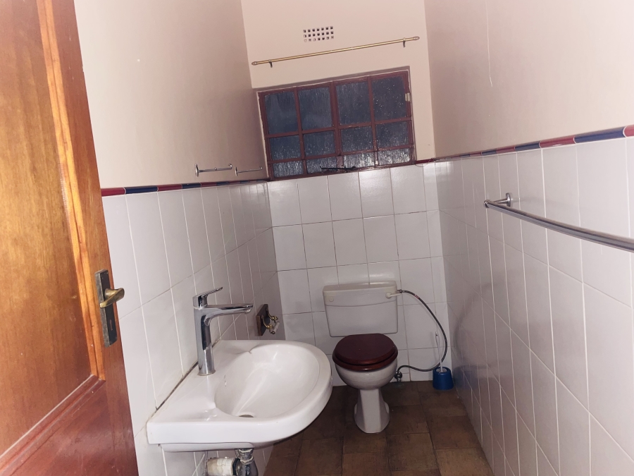 To Let 3 Bedroom Property for Rent in Glen Austin Gauteng