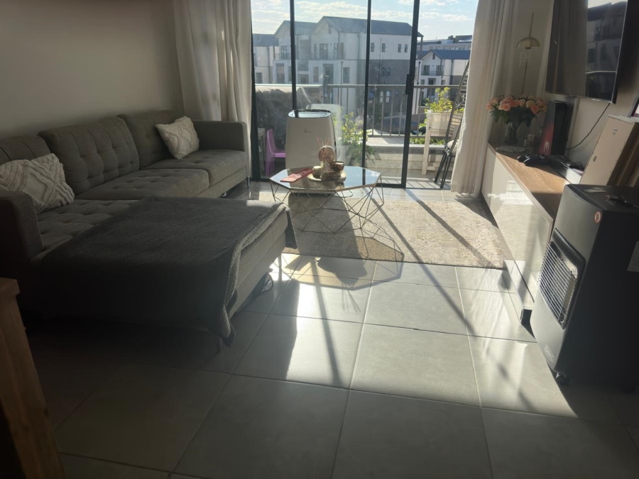 2 Bedroom Property for Sale in Waterfall Gauteng