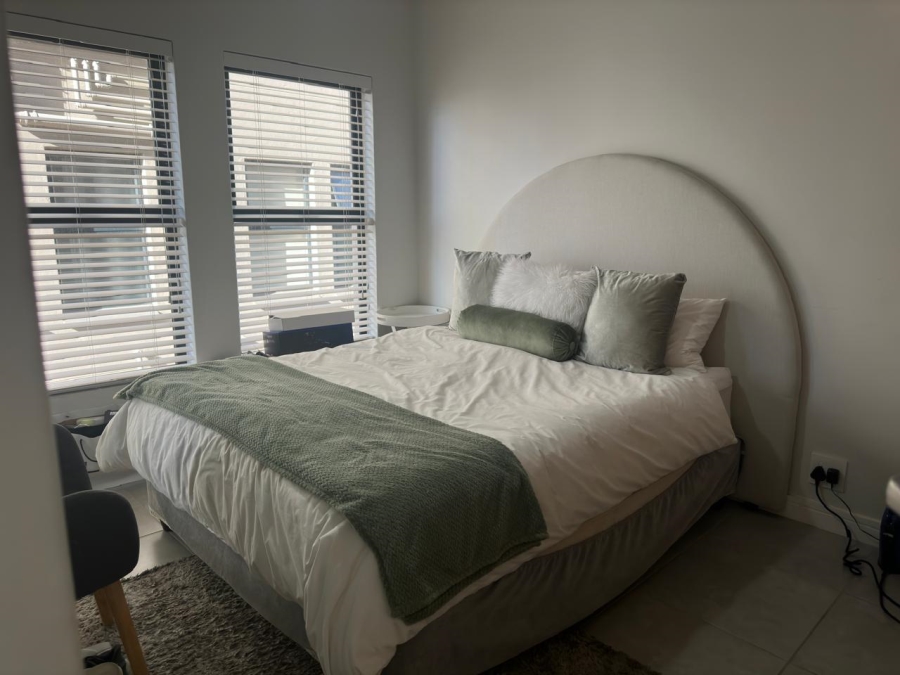 2 Bedroom Property for Sale in Waterfall Gauteng
