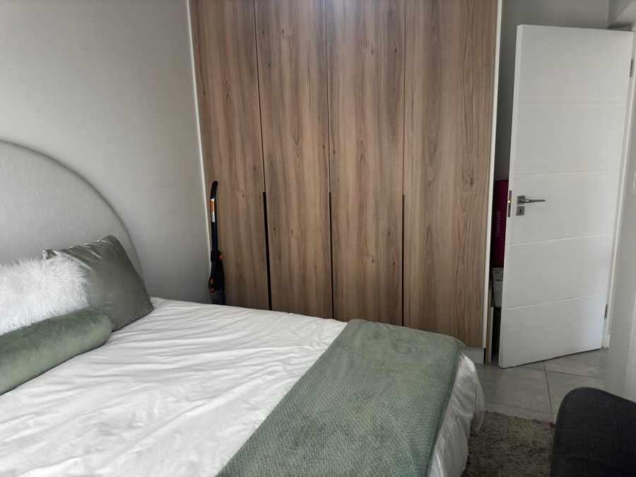 To Let 2 Bedroom Property for Rent in Waterfall Gauteng