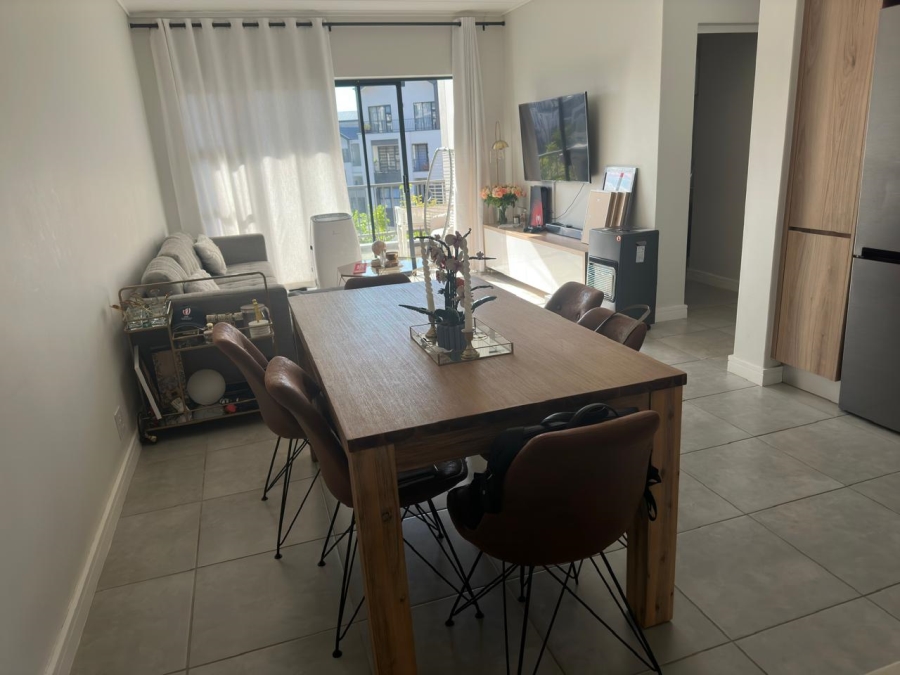 To Let 2 Bedroom Property for Rent in Waterfall Gauteng