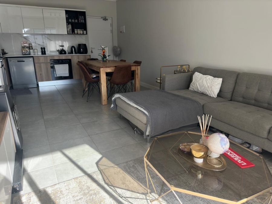 To Let 2 Bedroom Property for Rent in Waterfall Gauteng