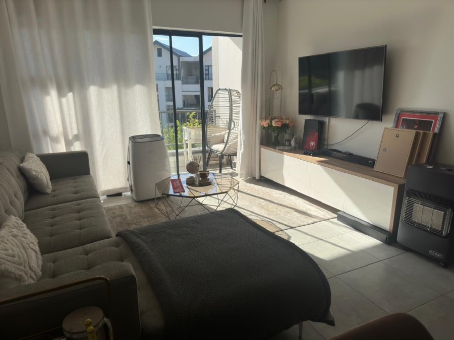 To Let 2 Bedroom Property for Rent in Waterfall Gauteng