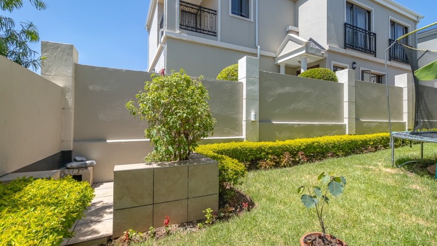 3 Bedroom Property for Sale in Fourways Gauteng