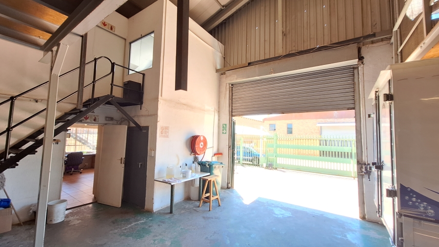 To Let commercial Property for Rent in Robertville Gauteng