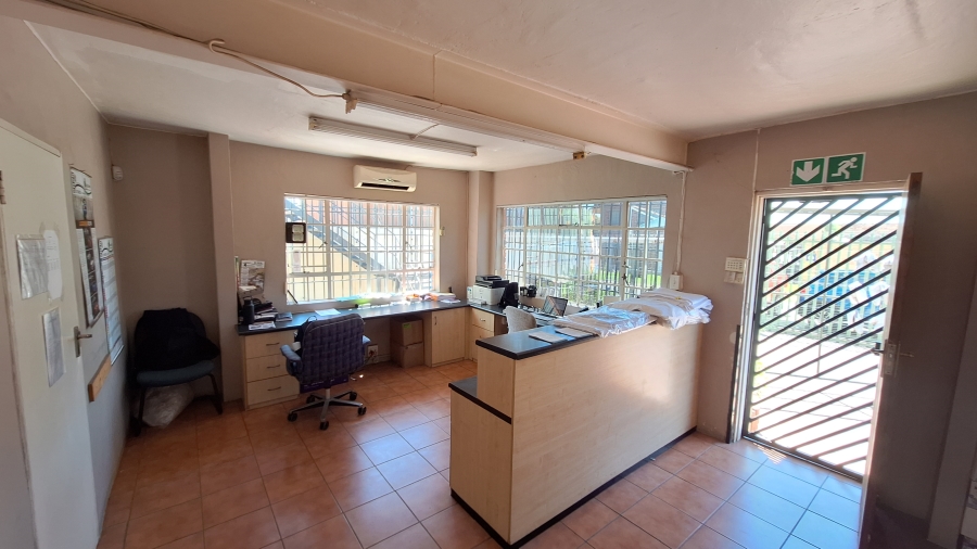 To Let commercial Property for Rent in Robertville Gauteng