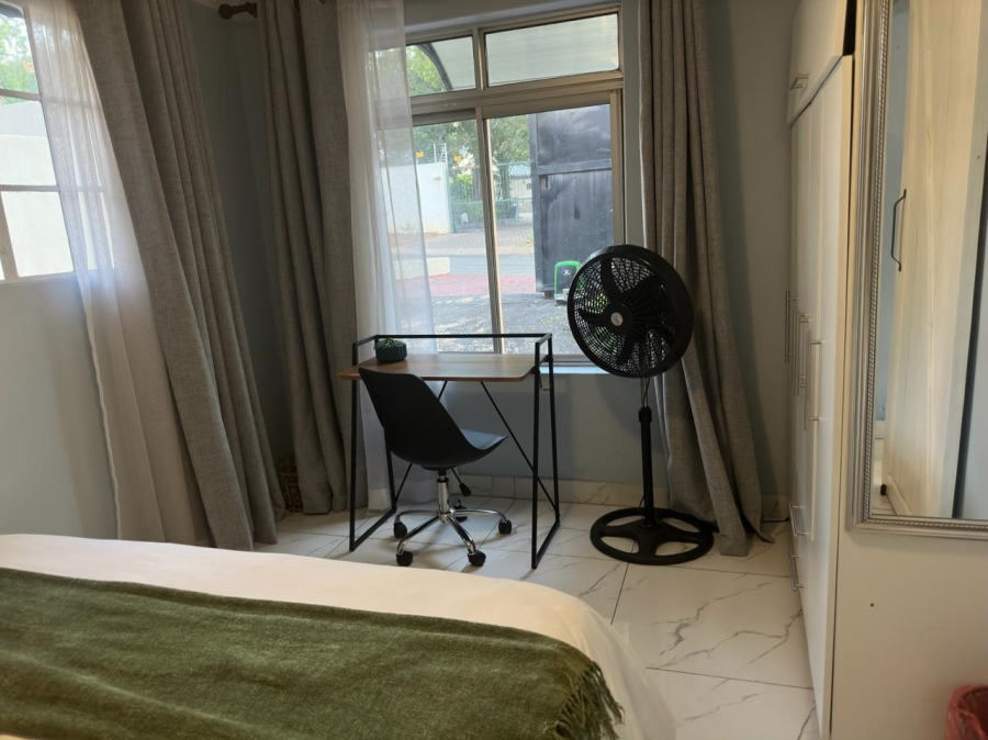 To Let 1 Bedroom Property for Rent in Sandown Gauteng
