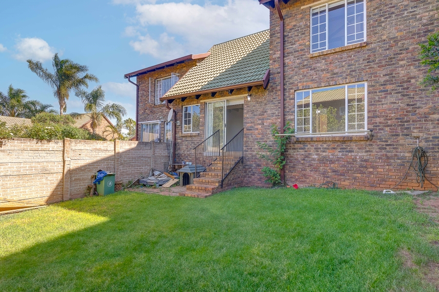 3 Bedroom Property for Sale in Noordwyk Gauteng