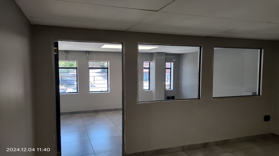 To Let commercial Property for Rent in Strijdom Park Gauteng