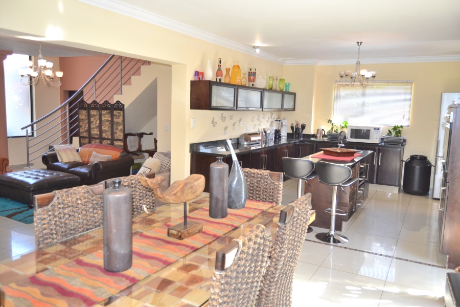 4 Bedroom Property for Sale in Stone Ridge Gauteng