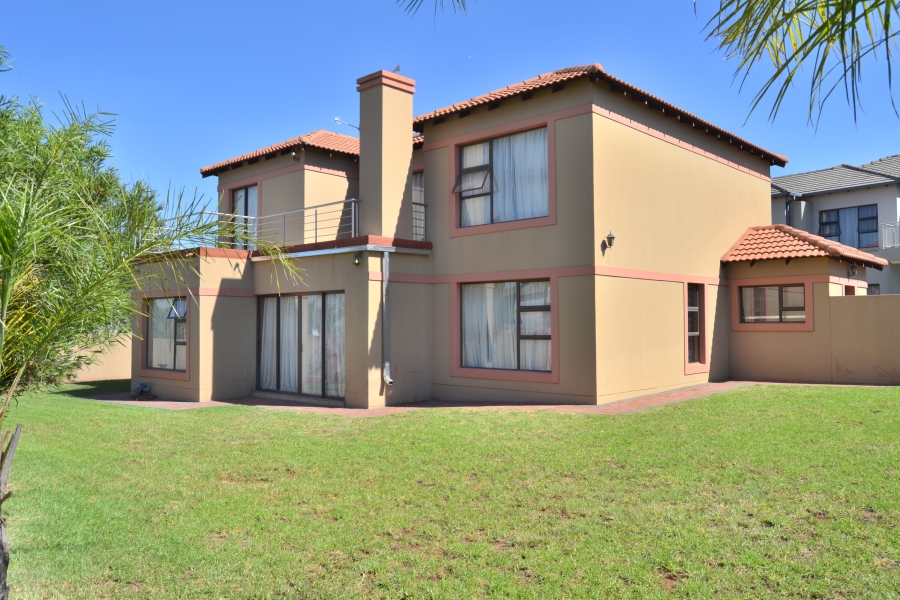 4 Bedroom Property for Sale in Stone Ridge Gauteng