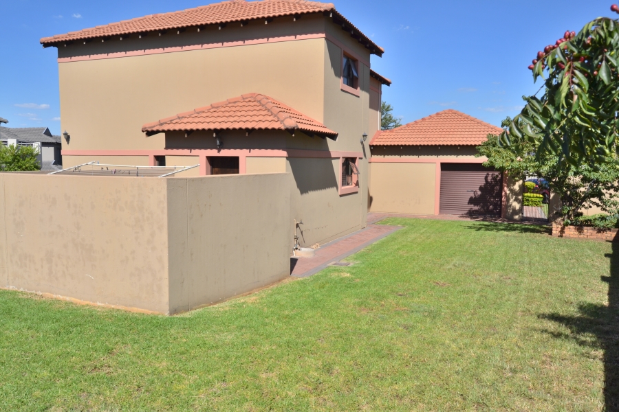 4 Bedroom Property for Sale in Stone Ridge Gauteng