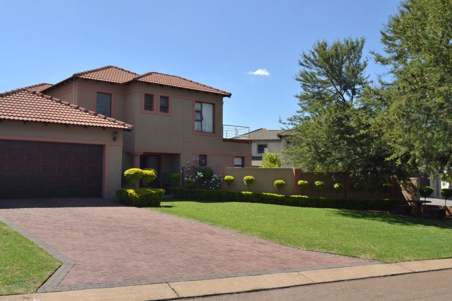 4 Bedroom Property for Sale in Stone Ridge Gauteng