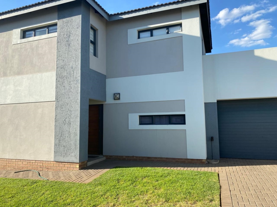 3 Bedroom Property for Sale in Thatchfield Ridge Gauteng