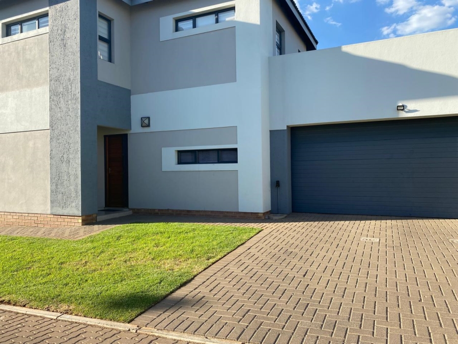 3 Bedroom Property for Sale in Thatchfield Ridge Gauteng