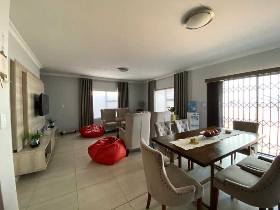 3 Bedroom Property for Sale in Thatchfield Ridge Gauteng