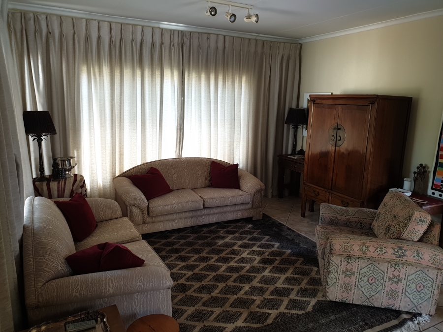 3 Bedroom Property for Sale in Eldoraigne Gauteng