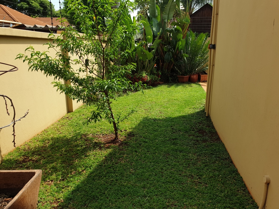 3 Bedroom Property for Sale in Eldoraigne Gauteng