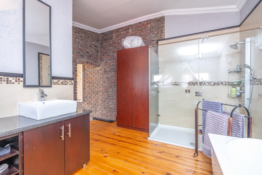 4 Bedroom Property for Sale in Overkruin Gauteng